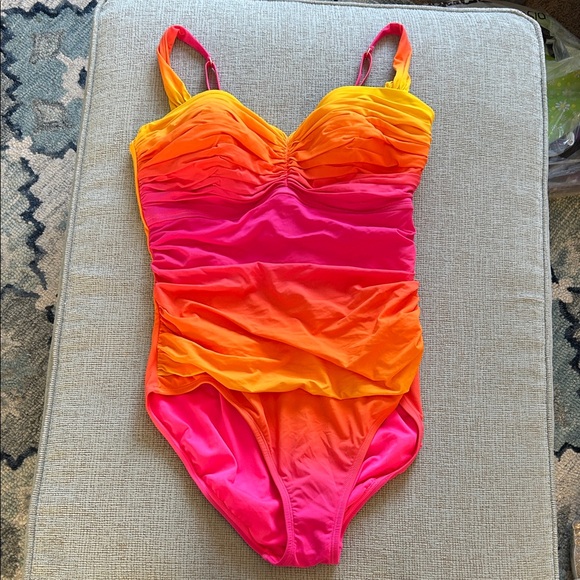 NWT Bleu Rod Beattie Beat the Heat bright ombré shirred Mio 1 piece swimsuit, 12 - Picture 2 of 11